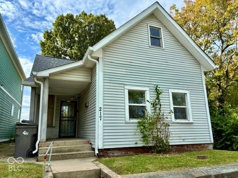 Photo of 217 E Morris Street, Indianapolis, IN 46225 (MLS # 22122374)
