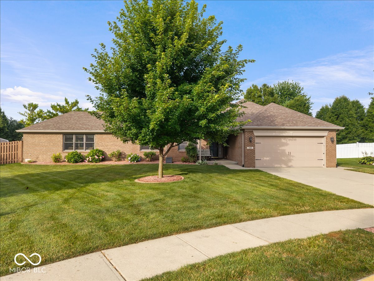 768 Robertson Court
