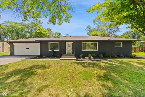 Photo of 131 Blairsden Avenue, Carmel, IN 46032 (MLS # 22054090)
