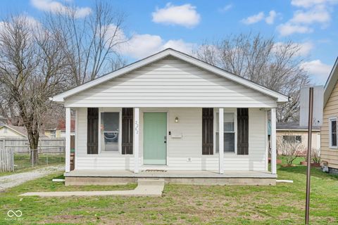 Photo of 2262 McKinley Avenue, Columbus, IN 47201 (MLS # 22089331)