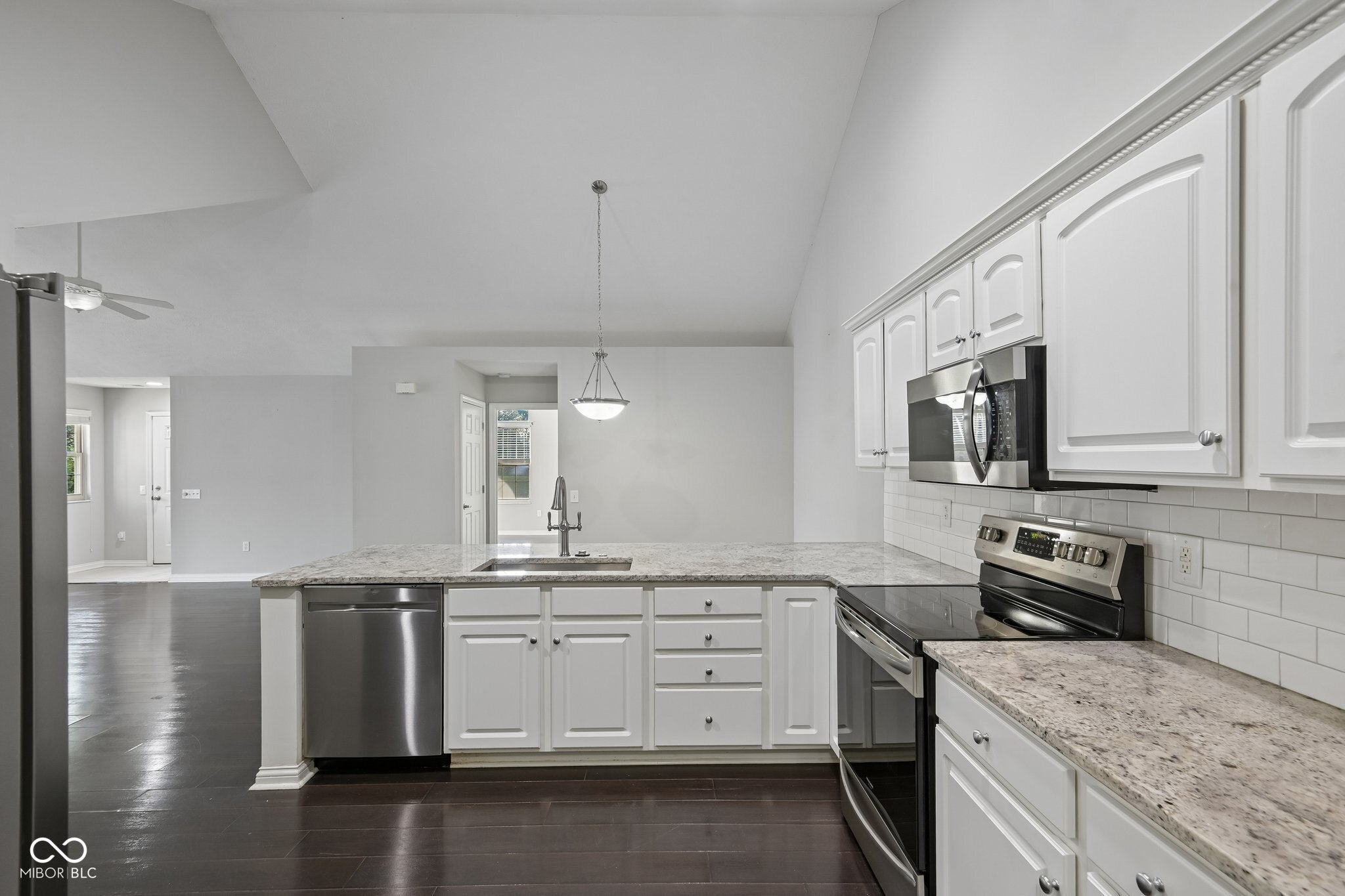 16613 Brownstone Court