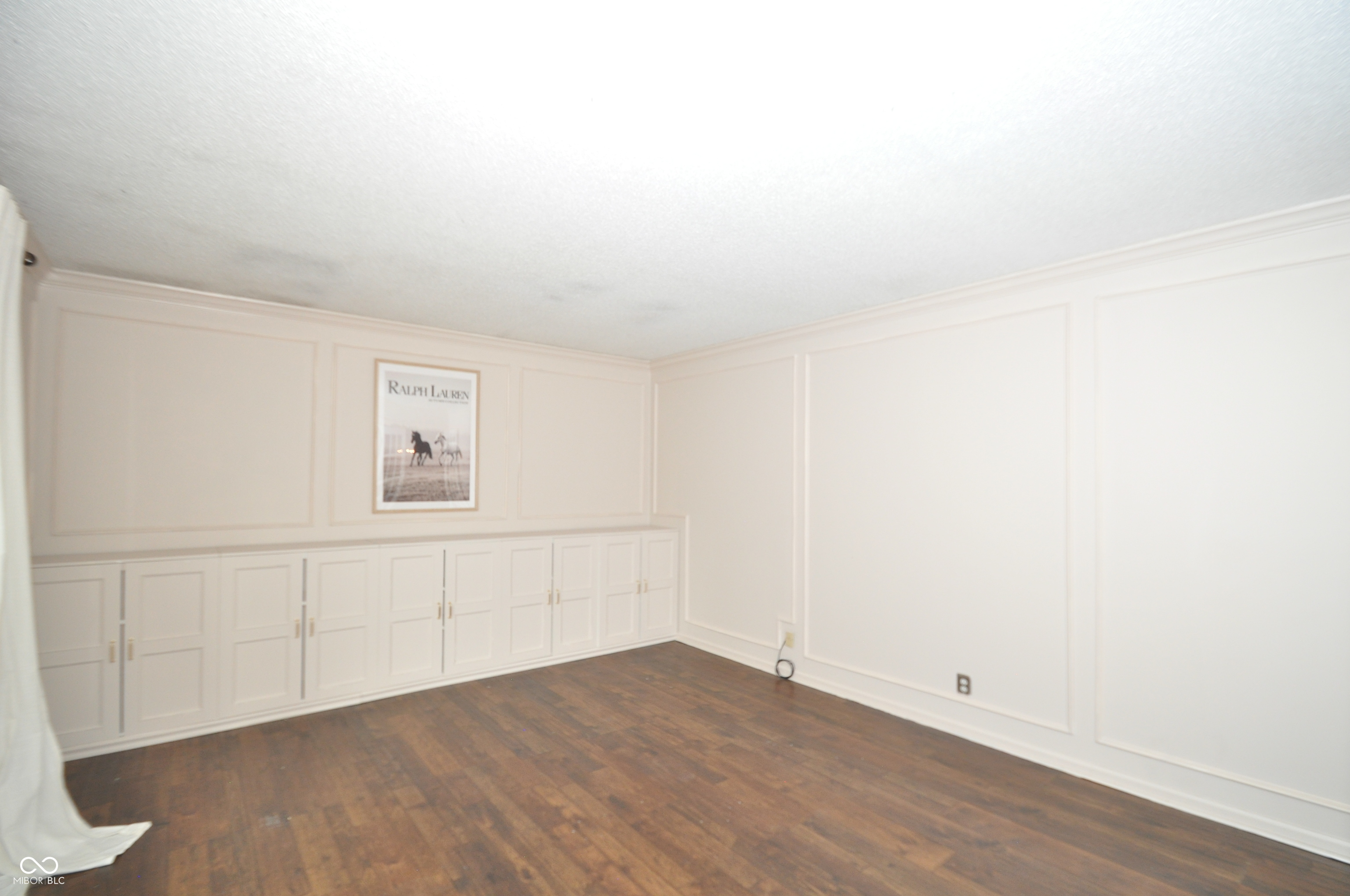 931 W 79th Street