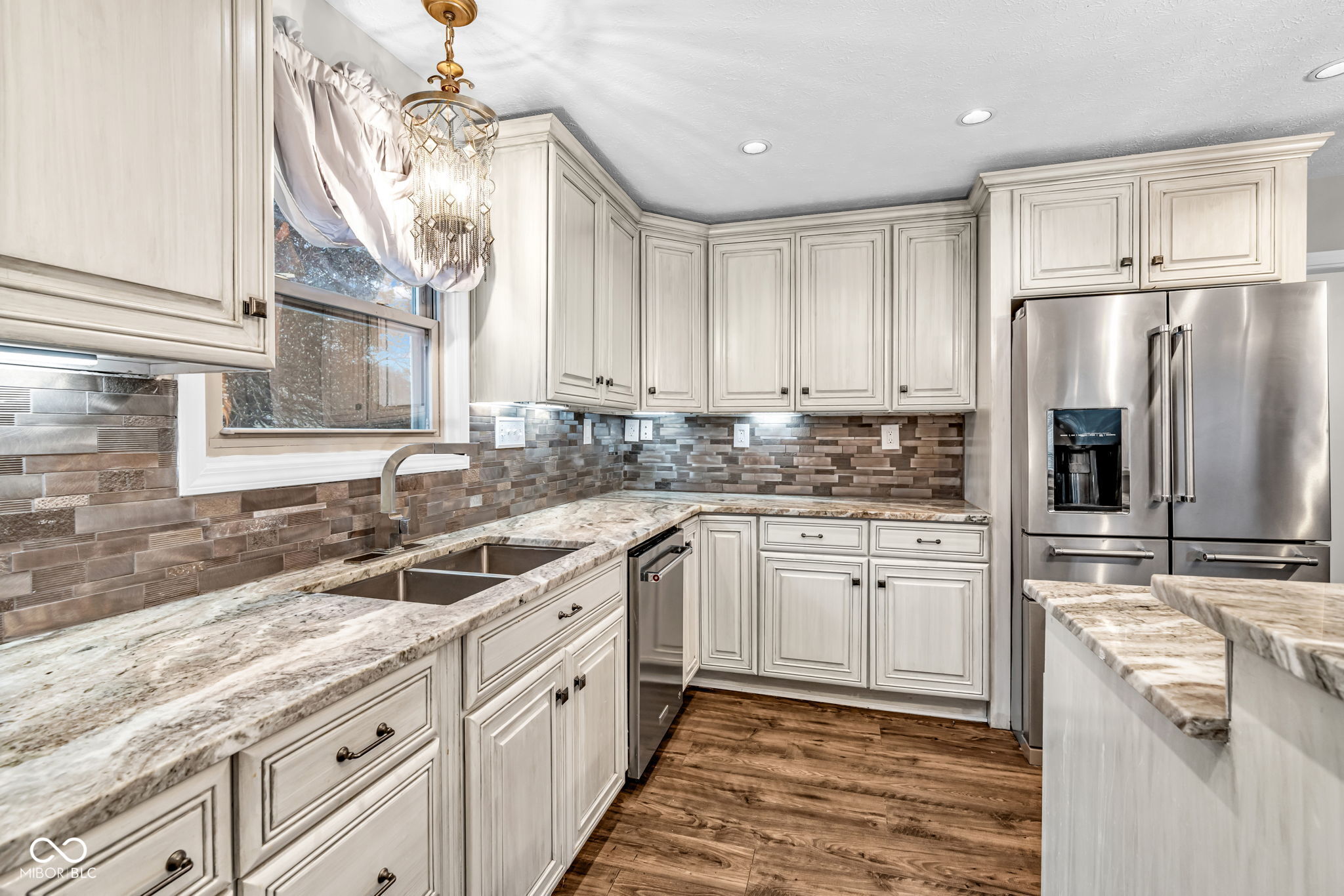 4953 Hillcrest Court