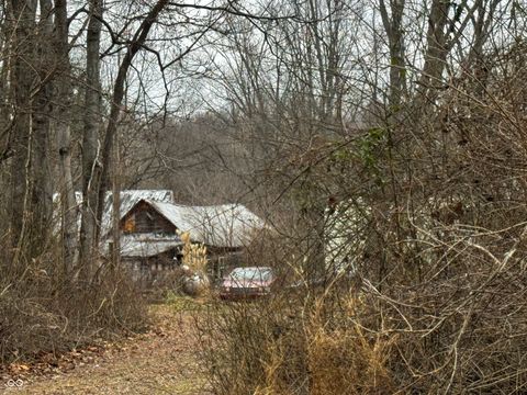 9898 Sweetwater Trail Trafalgar IN 46181