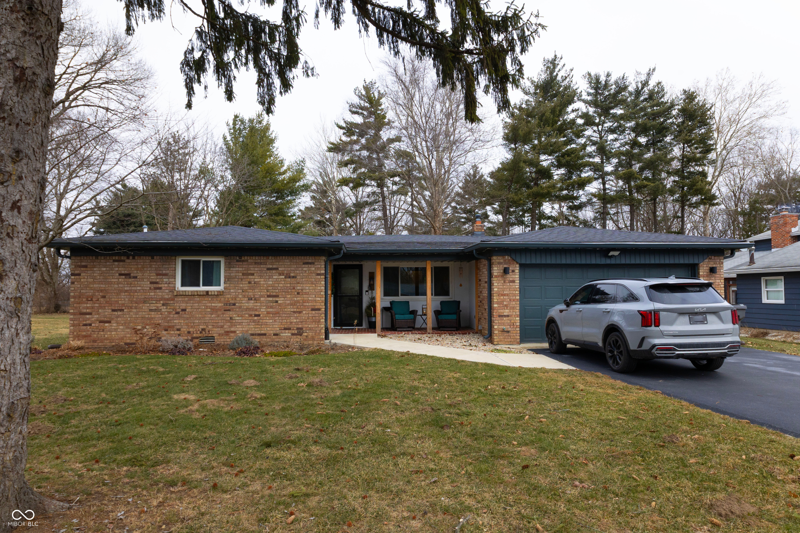 3932 Wyandotte Trail