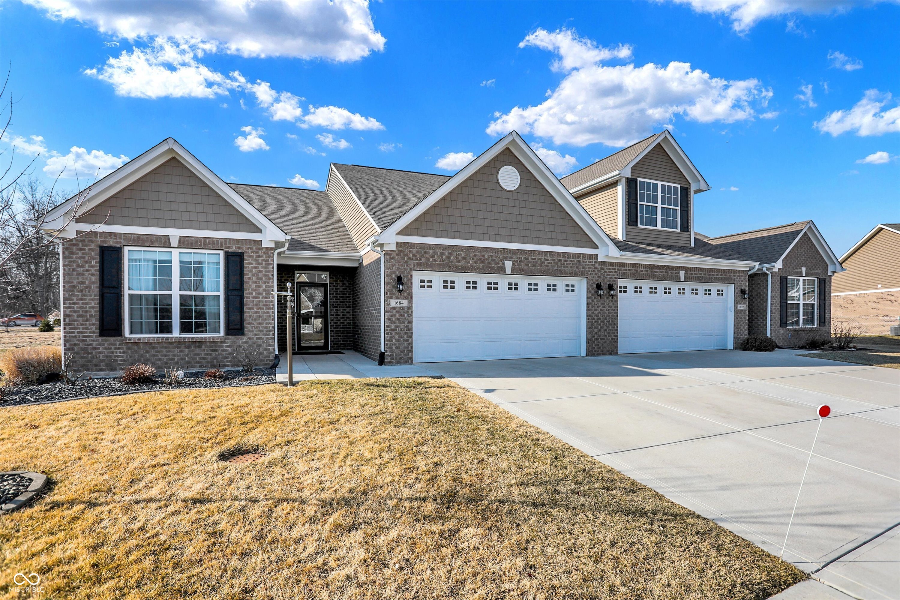 Avon,IN- $350,000