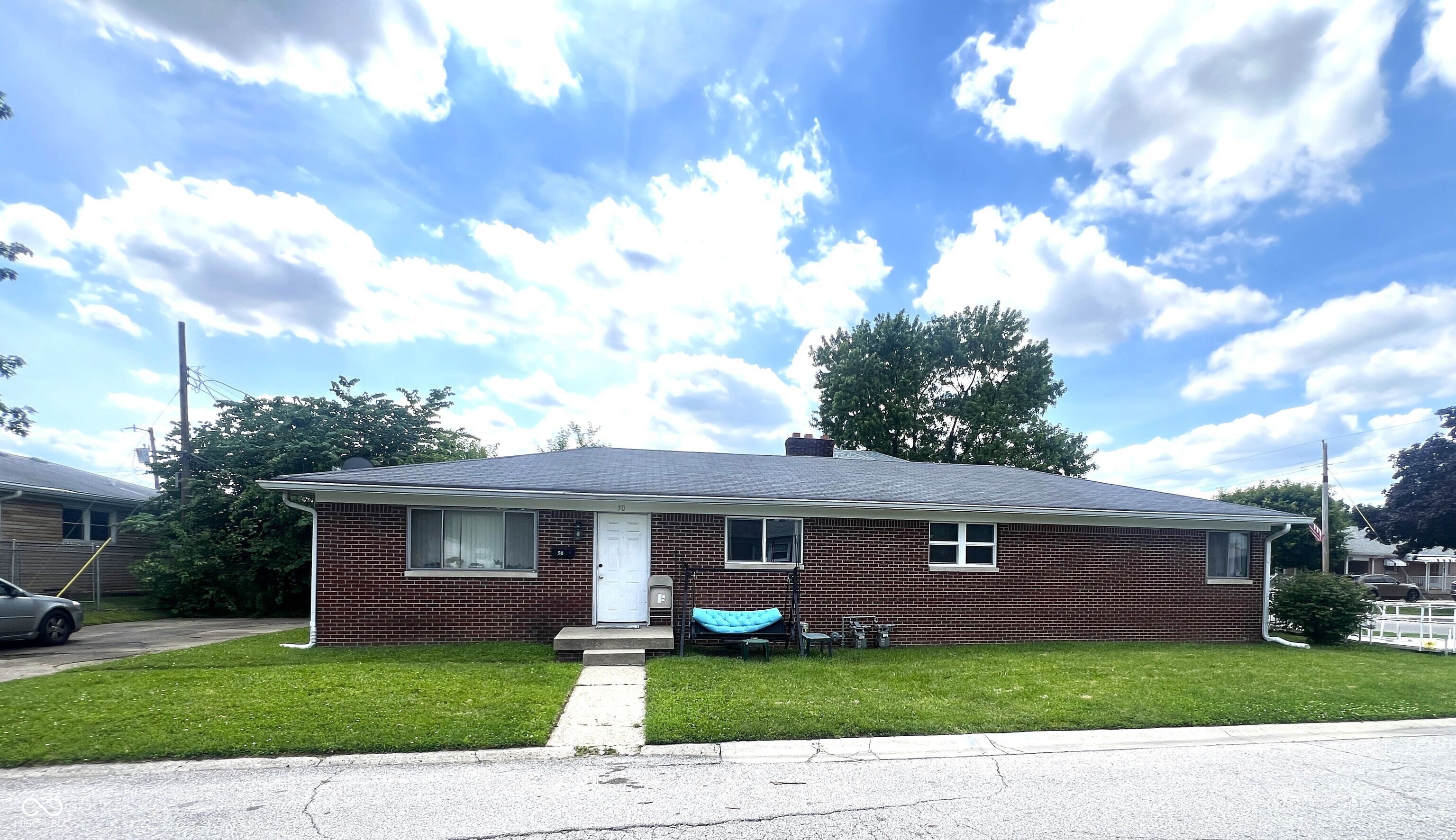 2201 Main Street