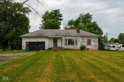 2239 W Main Street Greenfield IN 46140