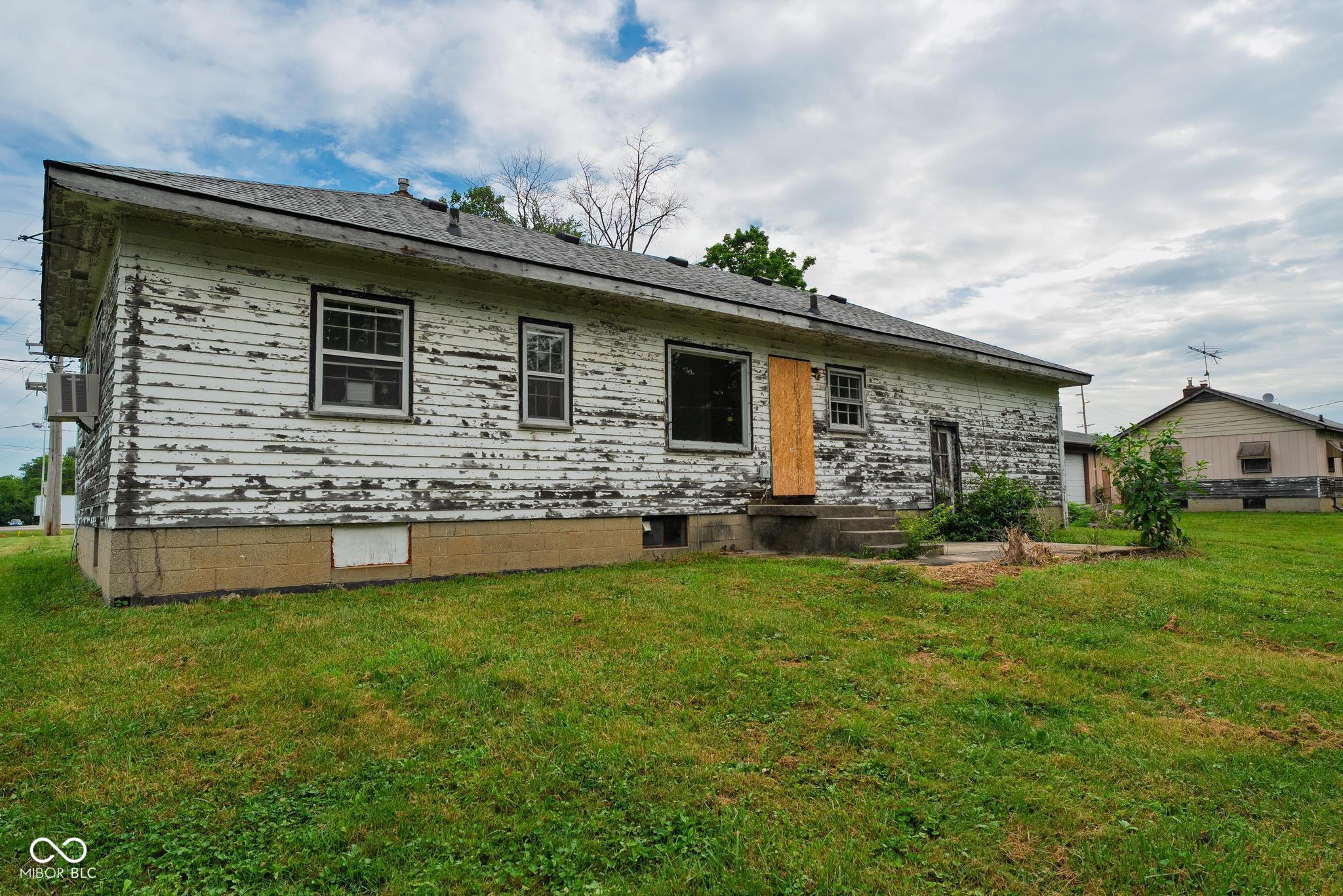 2239 W Main Street
