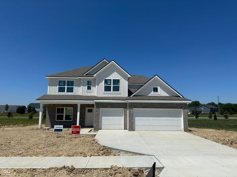Photo of 248 Heritage Pass W, Greenfield, IN 46140 (MLS # 22102053)