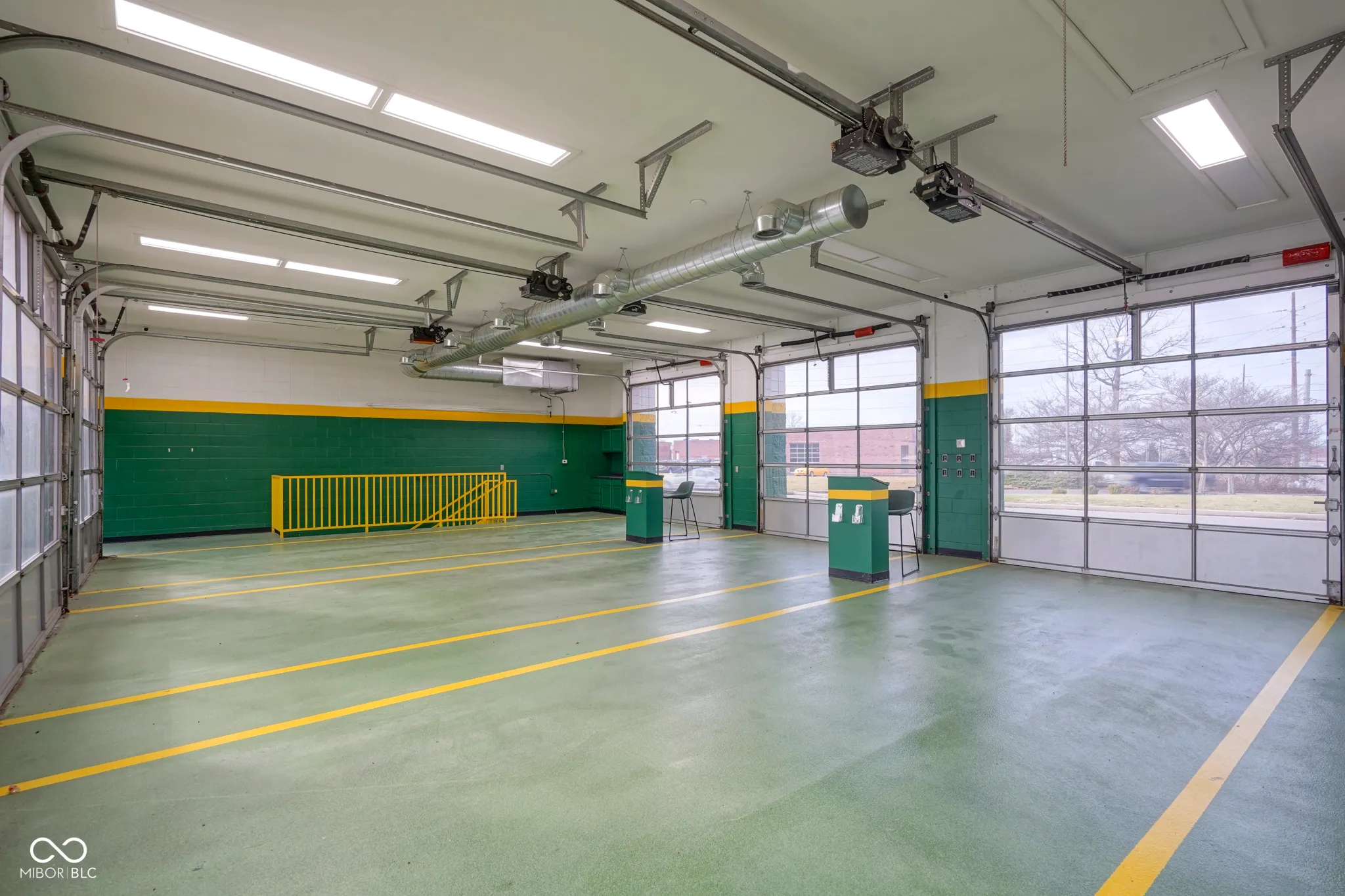 Indianapolis, Indiana 46250, United States, ,Commercial,Active,24203