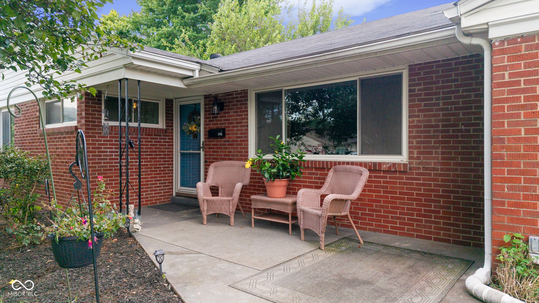 598 Edgewood Drive