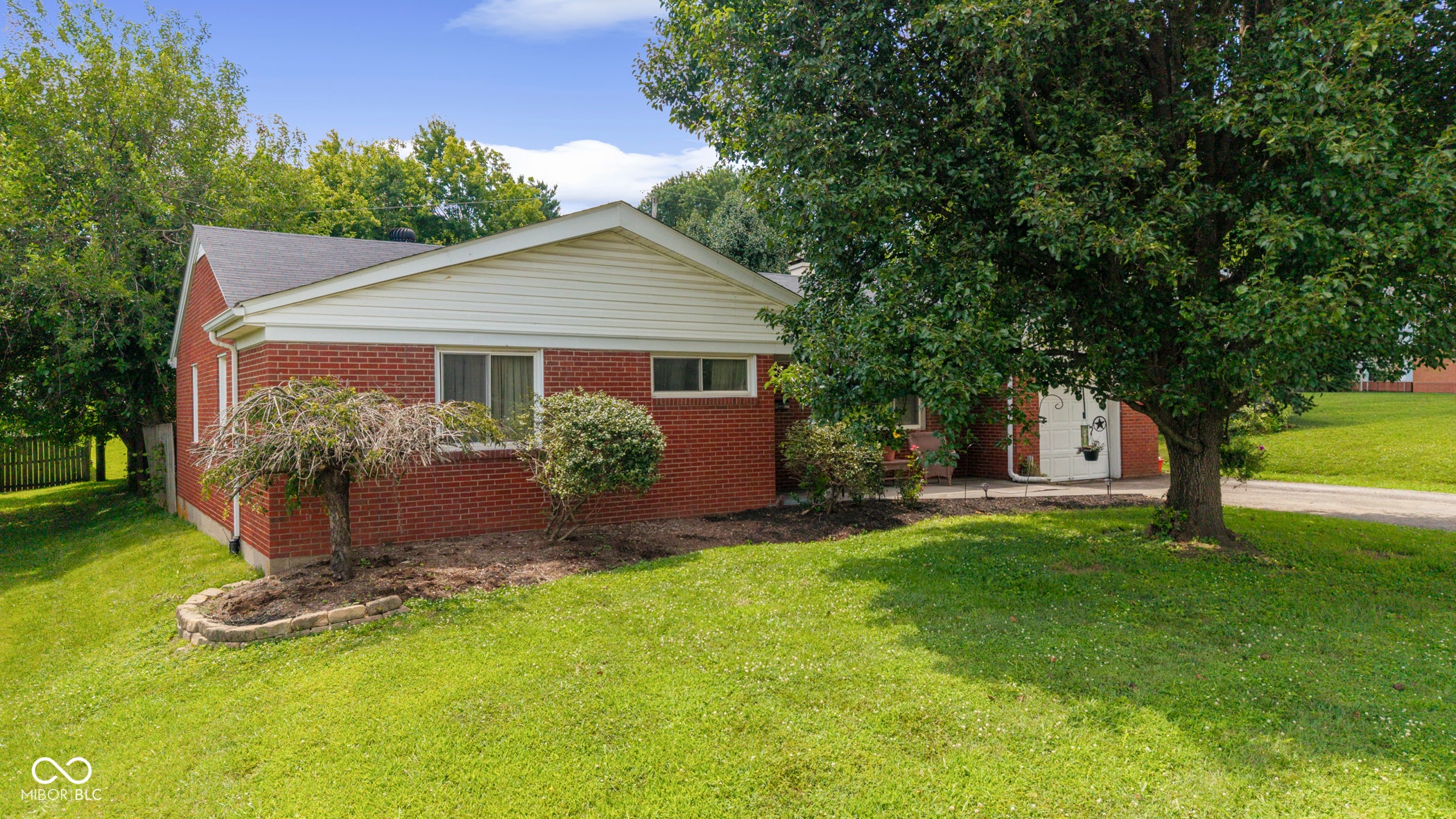 598 Edgewood Drive