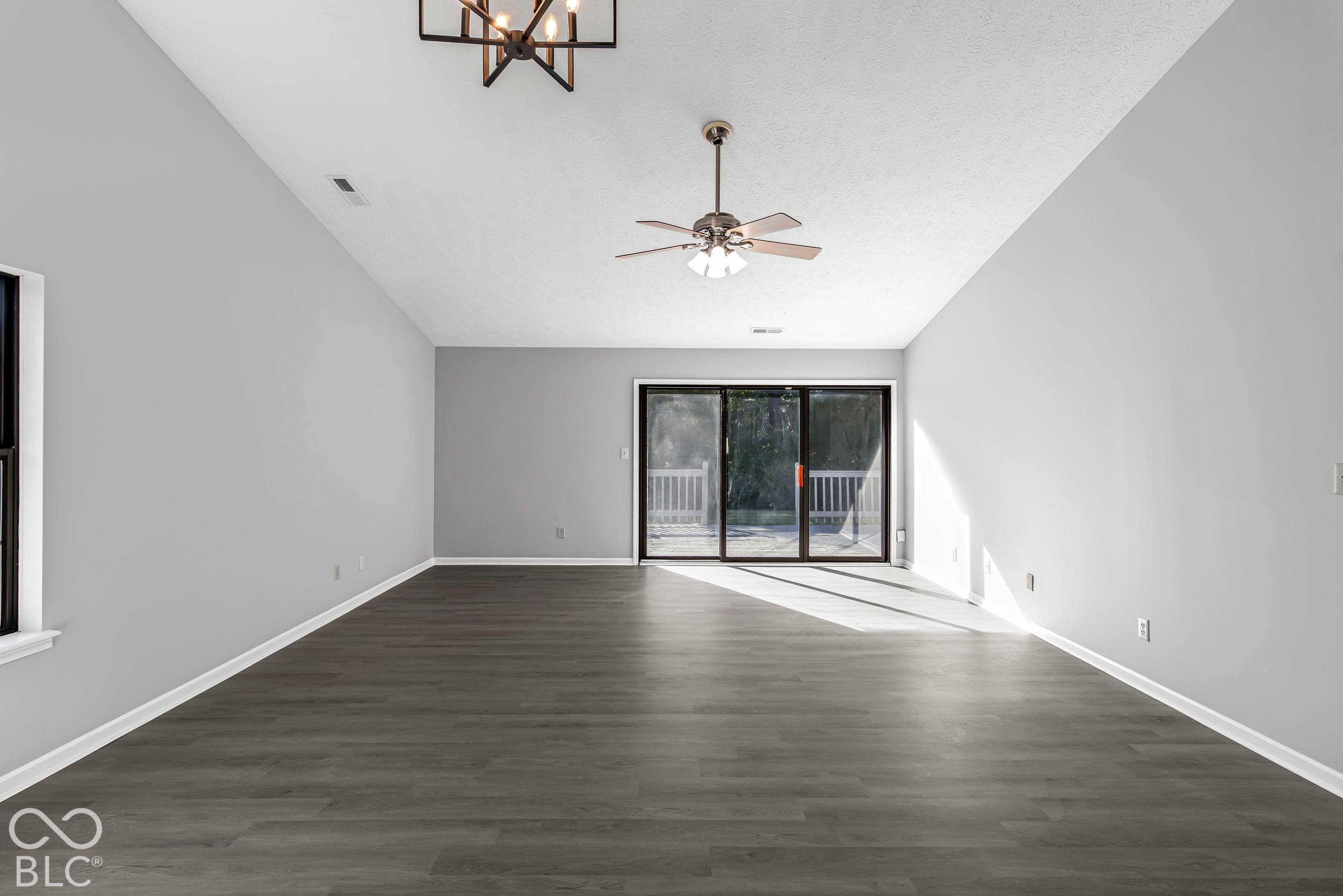 6264 Old Barn Court
