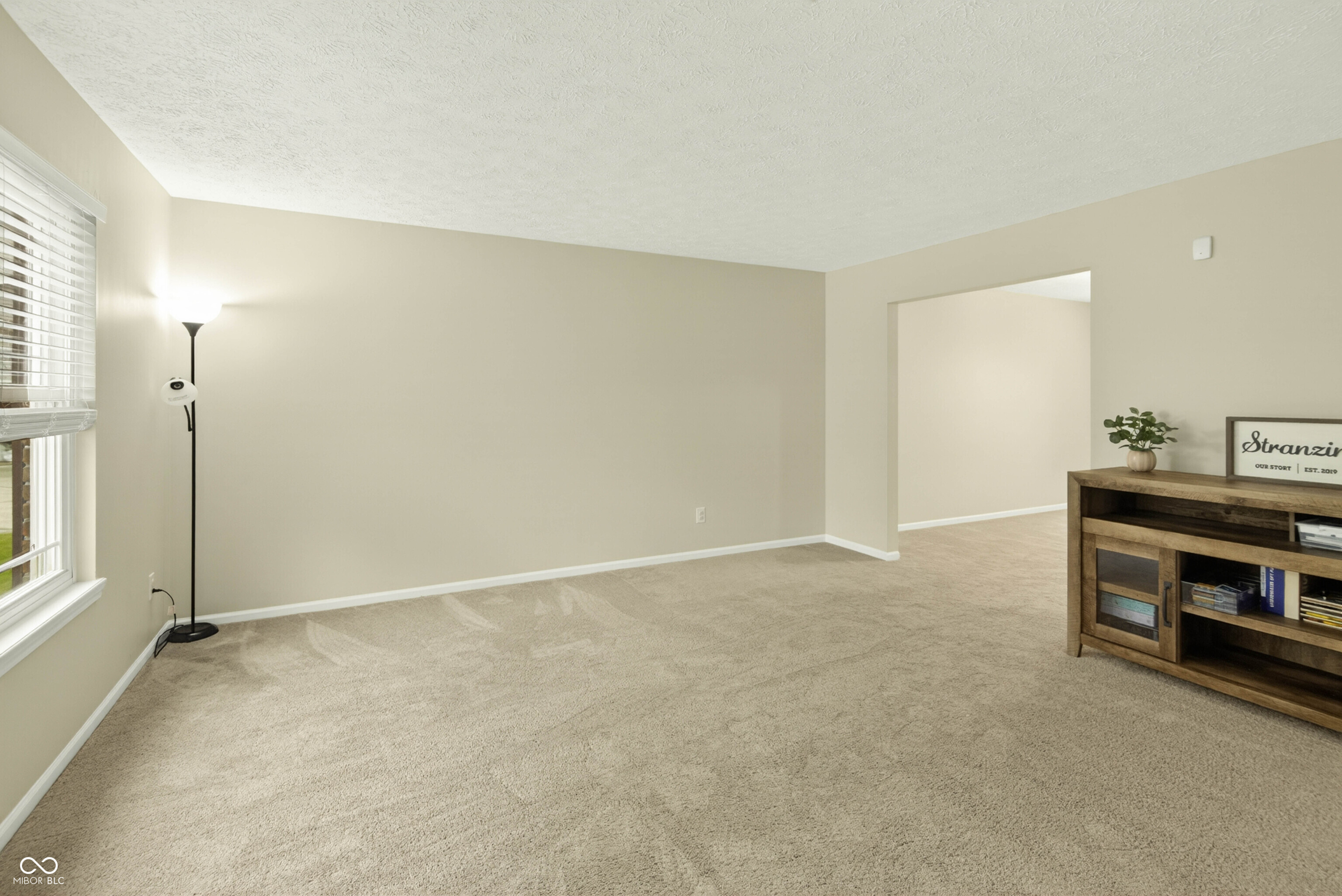 594 Homestead Lane