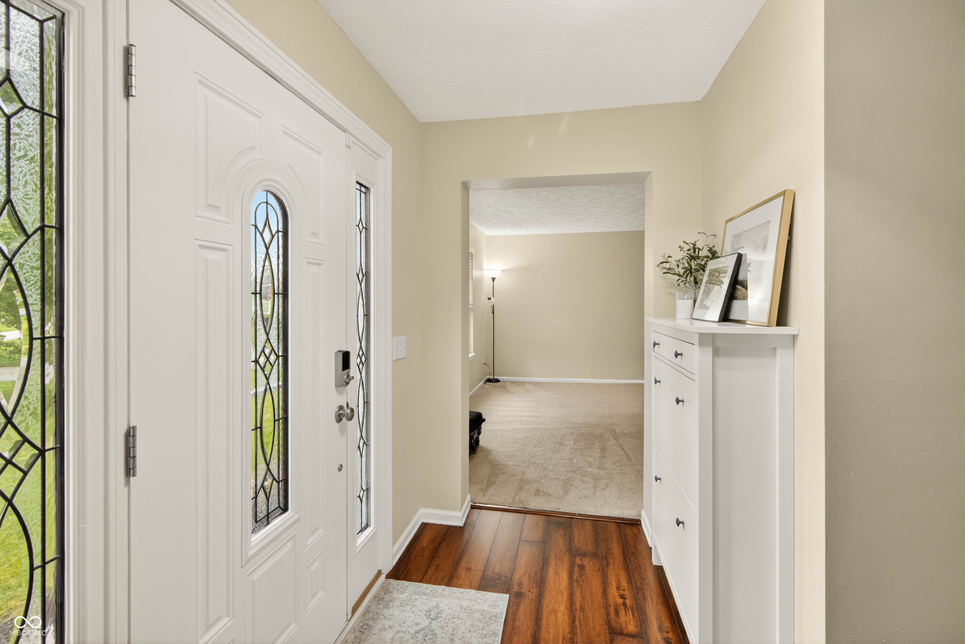 594 Homestead Lane