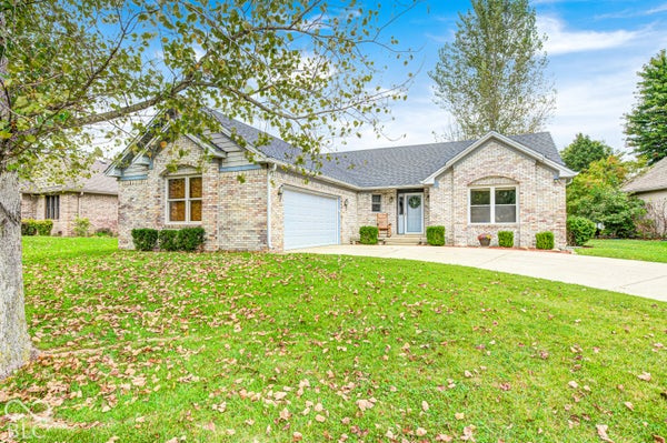 845 ROBIN WOOD PL, GREENCASTLE, IN 46135 - Image fcec8cbf94dfaf40d5263eb8de09116e/1388103681