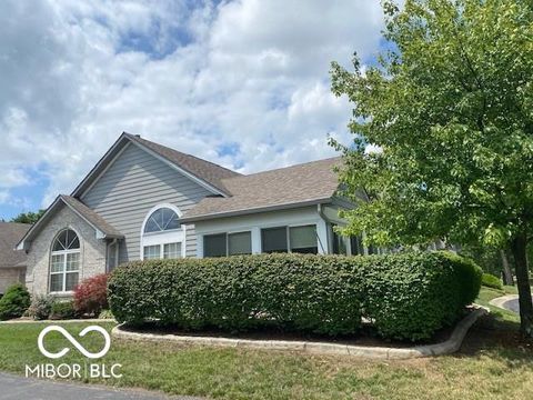 Photo of 5719 Quail Pointe Lane, Indianapolis, IN 46237 (MLS # 22080117)