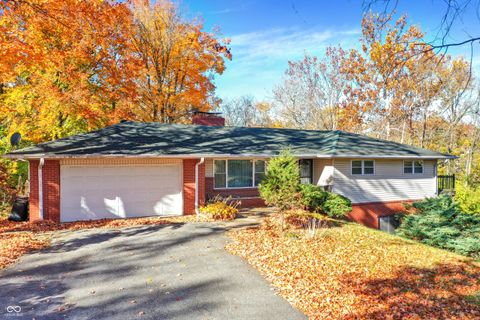 Photo of 4616 Eastbourne Drive, Indianapolis, IN 46226 (MLS # 22072193)