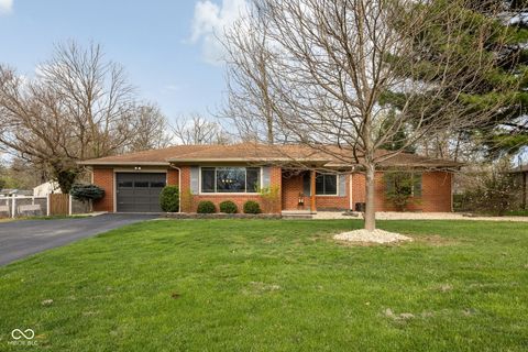 Photo of 10210 Broadway Street, Carmel, IN 46280 (MLS # 22094375)