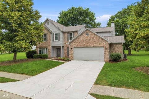 Photo of 913 Timber Creek Drive, Indianapolis, IN 46239 (MLS # 22106943)
