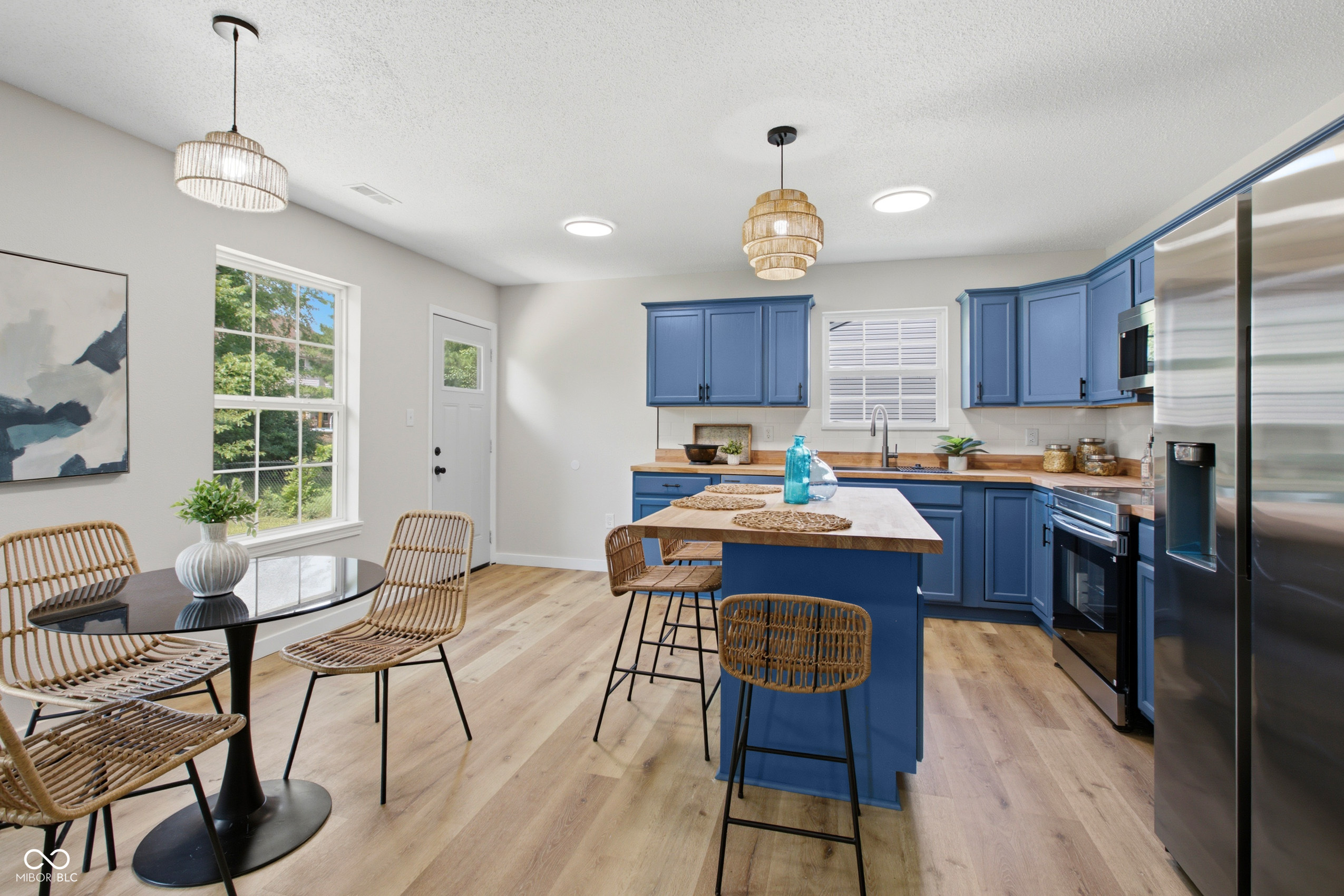 7267 Woodside Drive