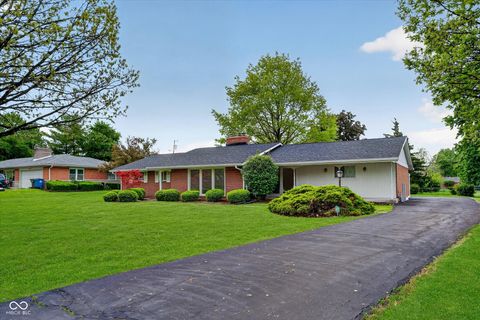 Photo of 5125 Thornleigh Drive, Indianapolis, IN 46226 (MLS # 22099242)