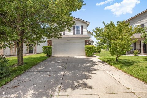 Photo of 2823 Cahokia Court, Indianapolis, IN 46217 (MLS # 22112454)