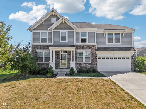 Photo of 2449 Lingerman Way, Avon, IN 46123 (MLS # 22061263)
