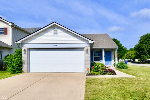 Photo of 6462 Titania Drive, Indianapolis, IN 46236 (MLS # 22111996)