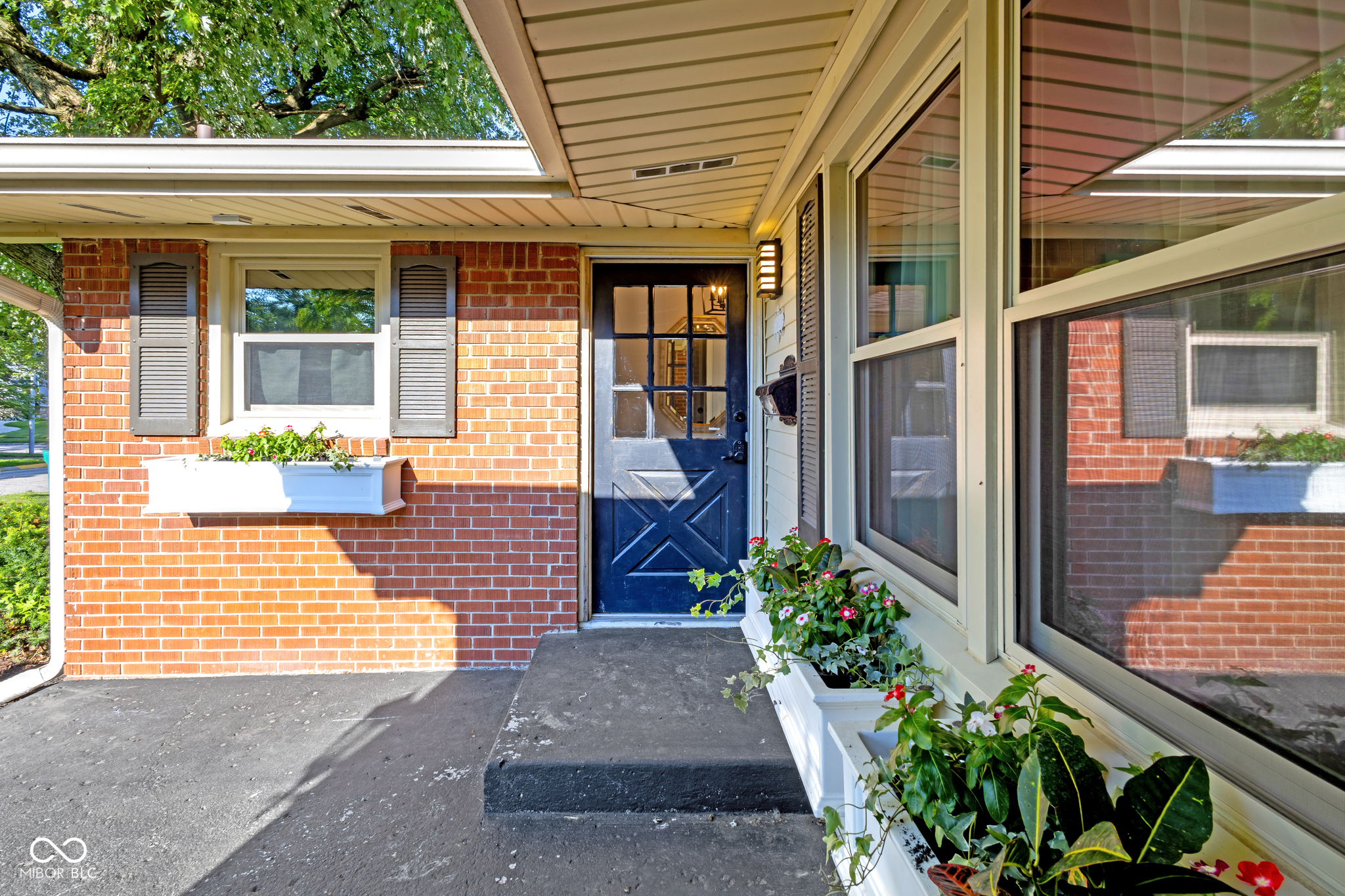 911 Glendale Drive