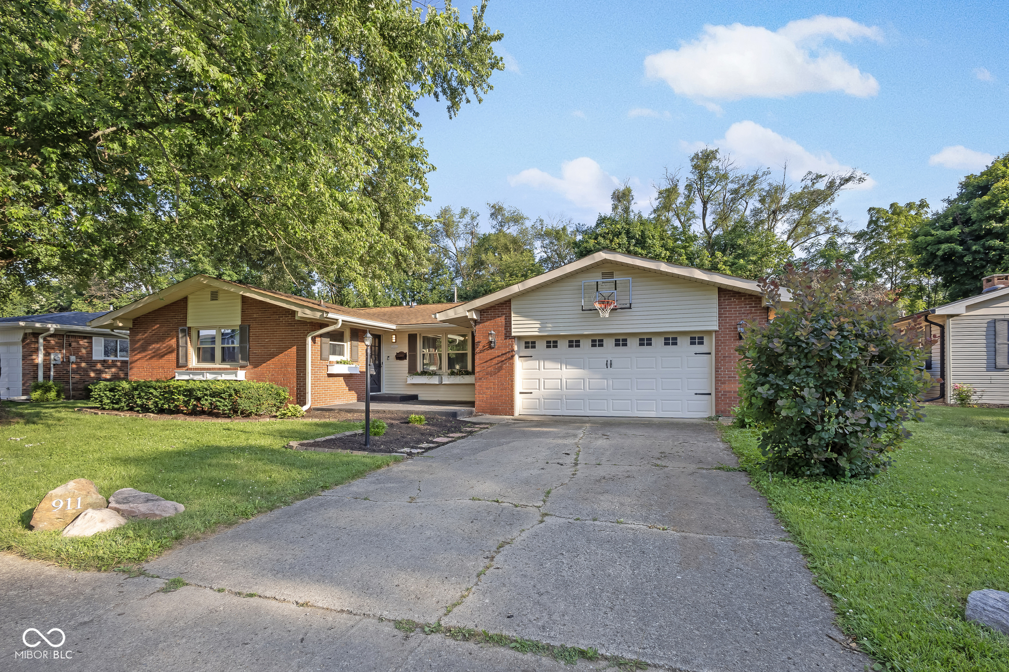 911 Glendale Drive