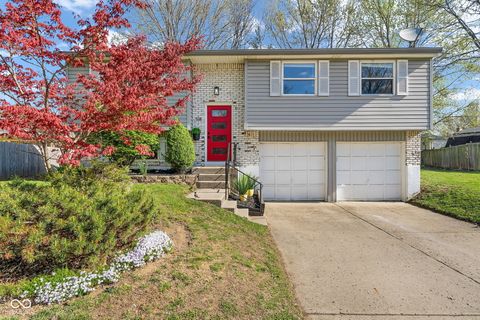 Photo of 518 Concord Court, Fishers, IN 46038 (MLS # 22094600)