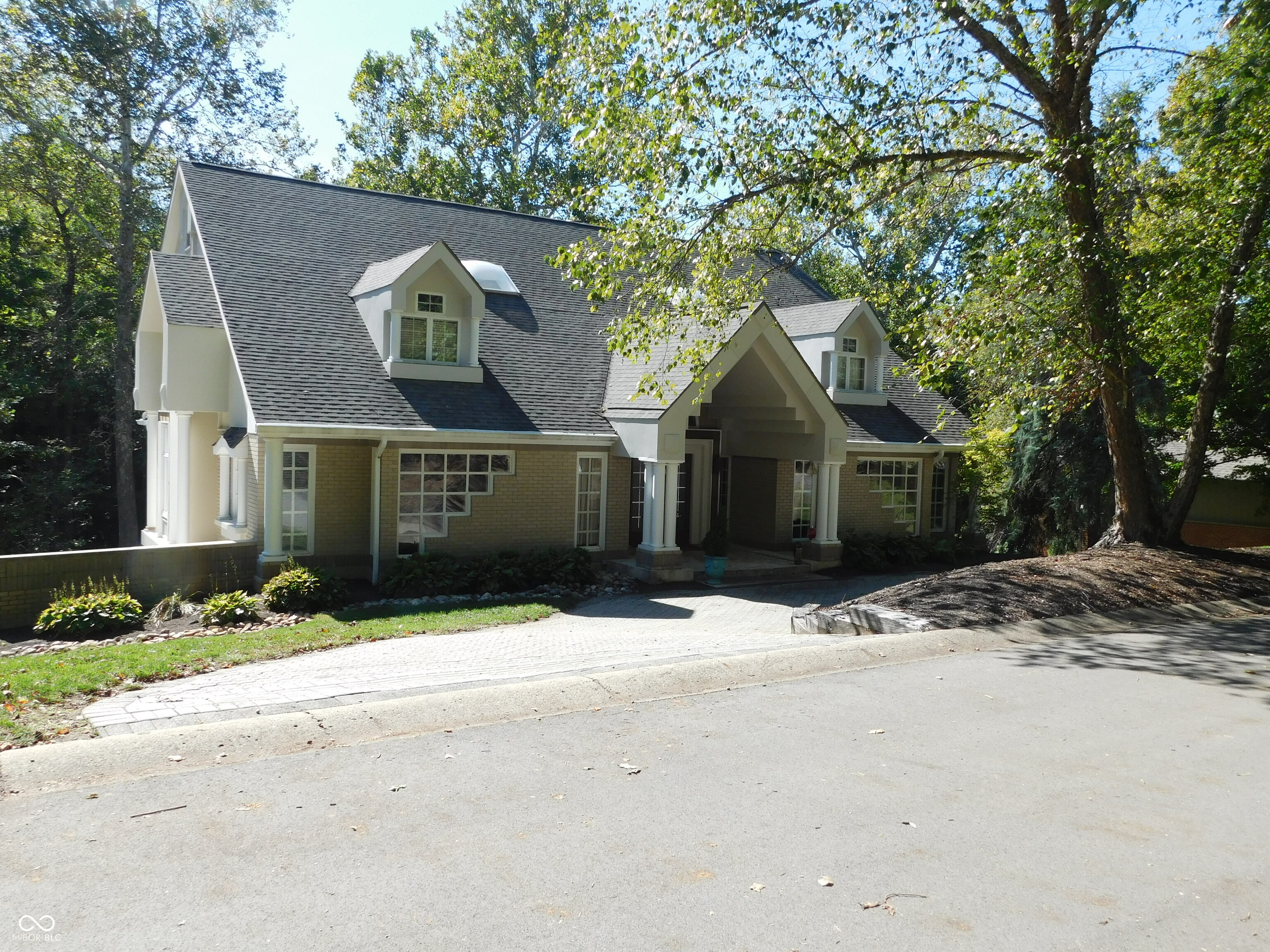 10781 Cedar Ridge Lane
