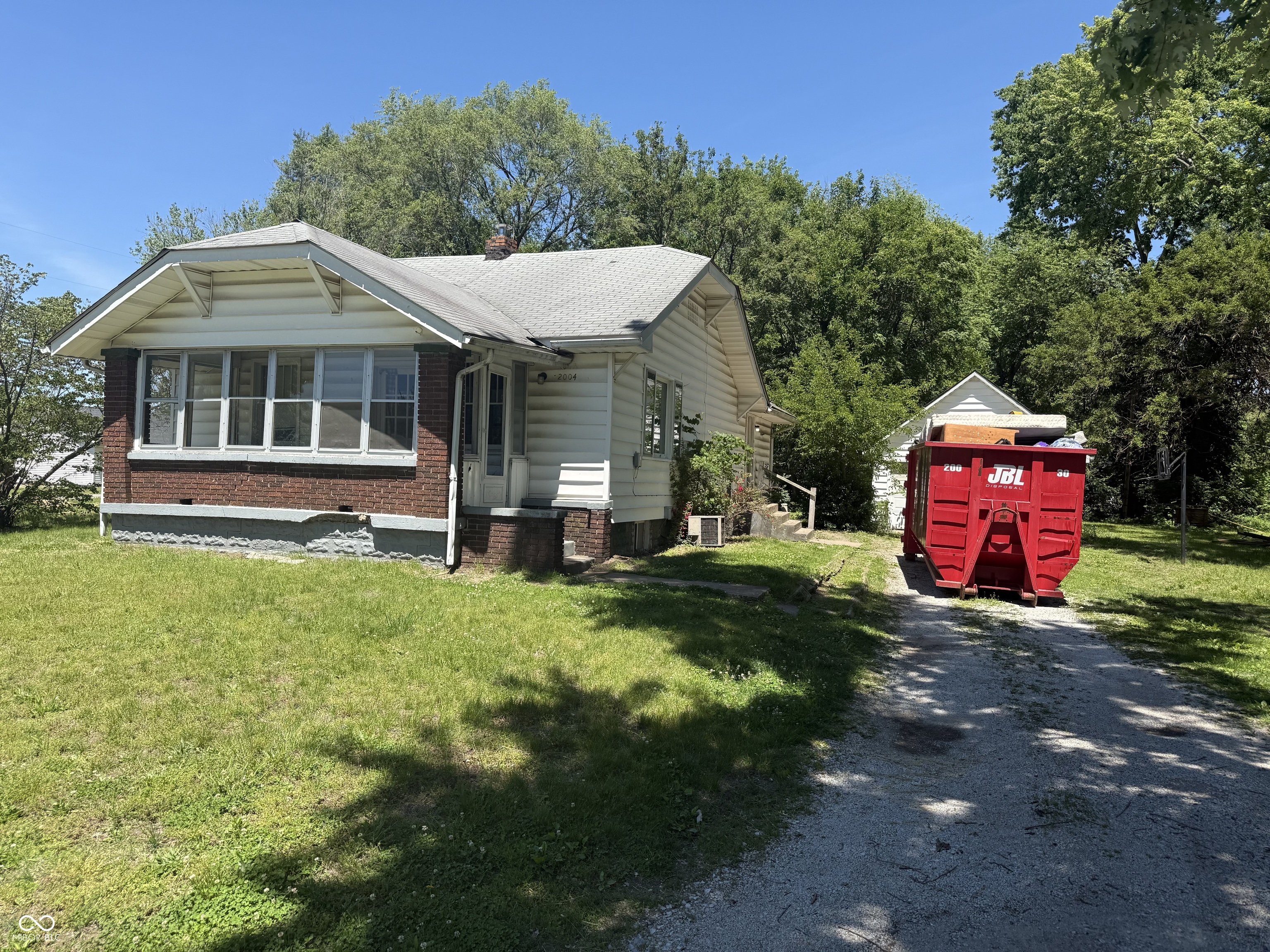 2004 E Wheeler Avenue
