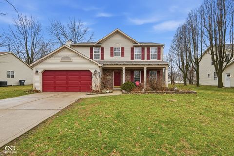 Photo of 870 Breaside Lane, Greenwood, IN 46143 (MLS # 22088070)