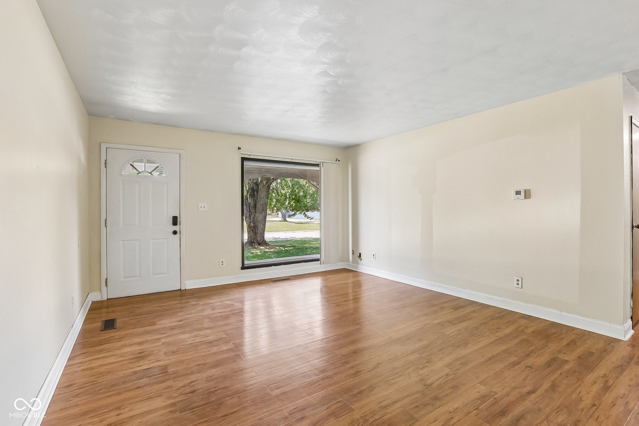 685 Sunset Boulevard