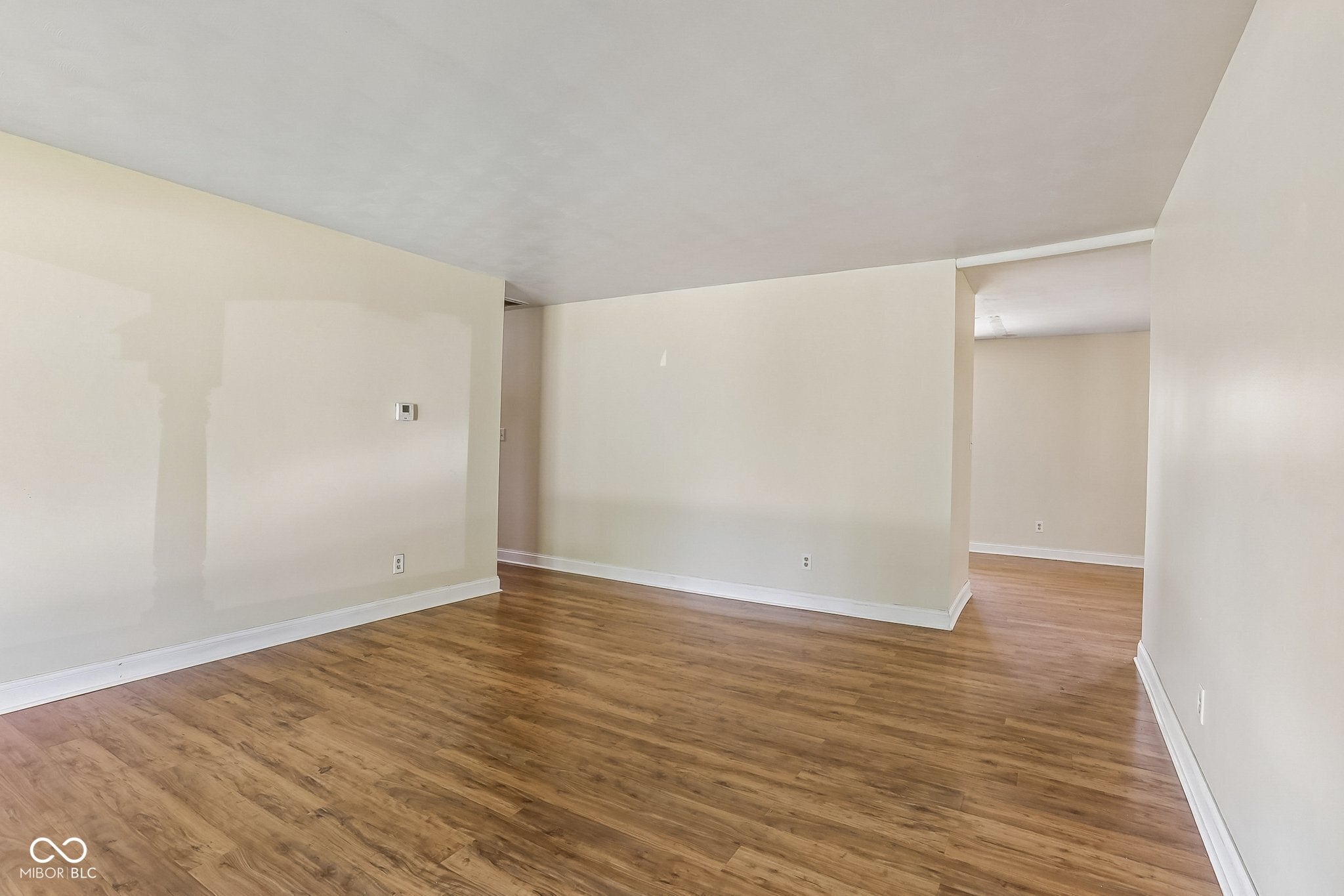 685 Sunset Boulevard