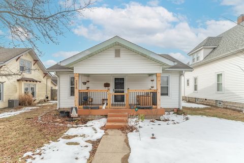 Photo of 228 Shaw Street, Plainfield, IN 46168 (MLS # 22083859)