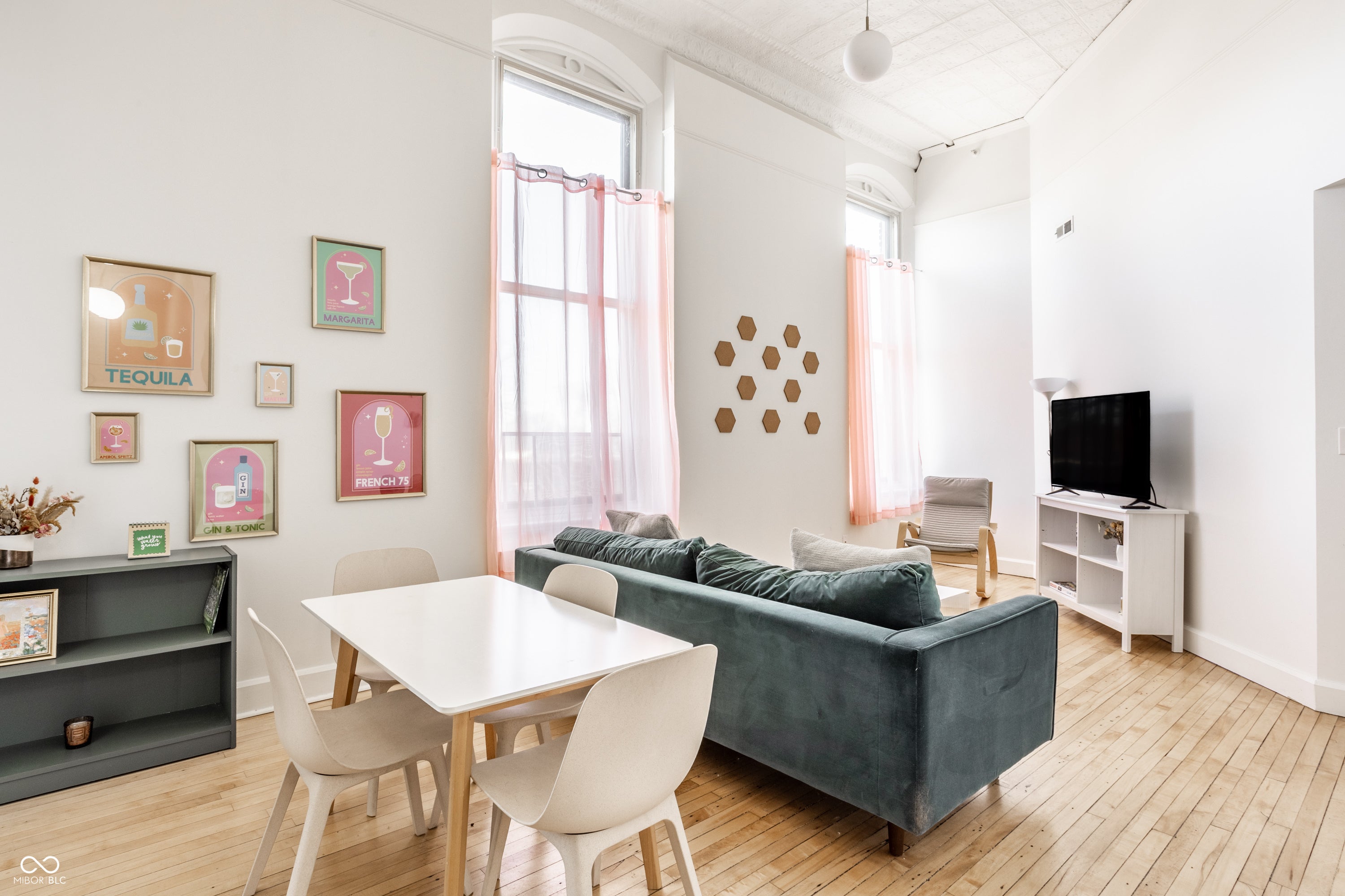 713 Buchanan Street APT 13