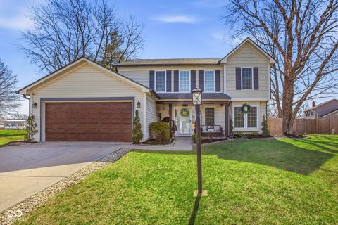 Photo of 11825 Ashton Drive, Fishers, IN 46038 (MLS # 22091209)