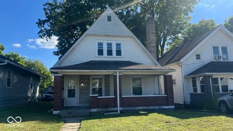 Photo of 1311 W 33rd Street, Indianapolis, IN 46208 (MLS # 22066302)