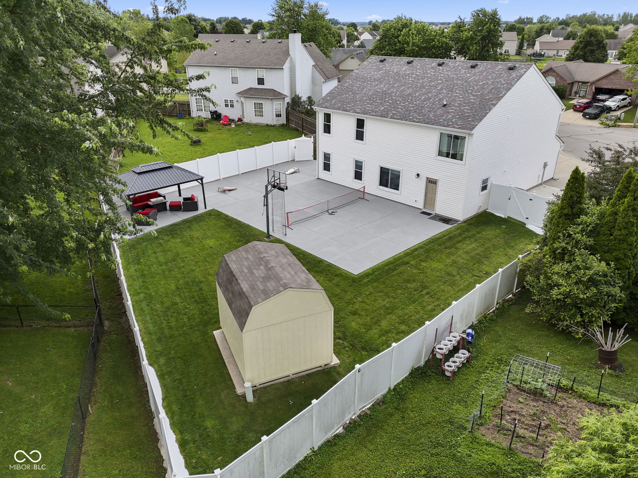 435 Lake Shore Court