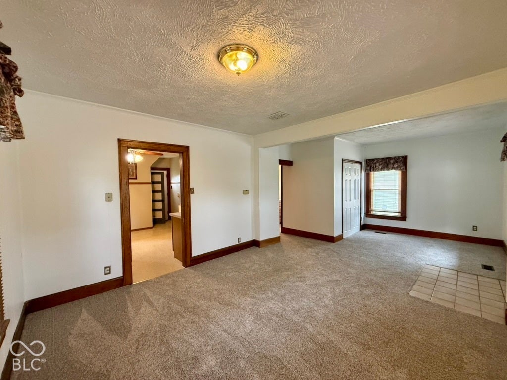 608 Myrtle