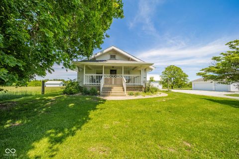 Photo of 3898 E State Road 38, Markleville, IN 46056 (MLS # 22104725)
