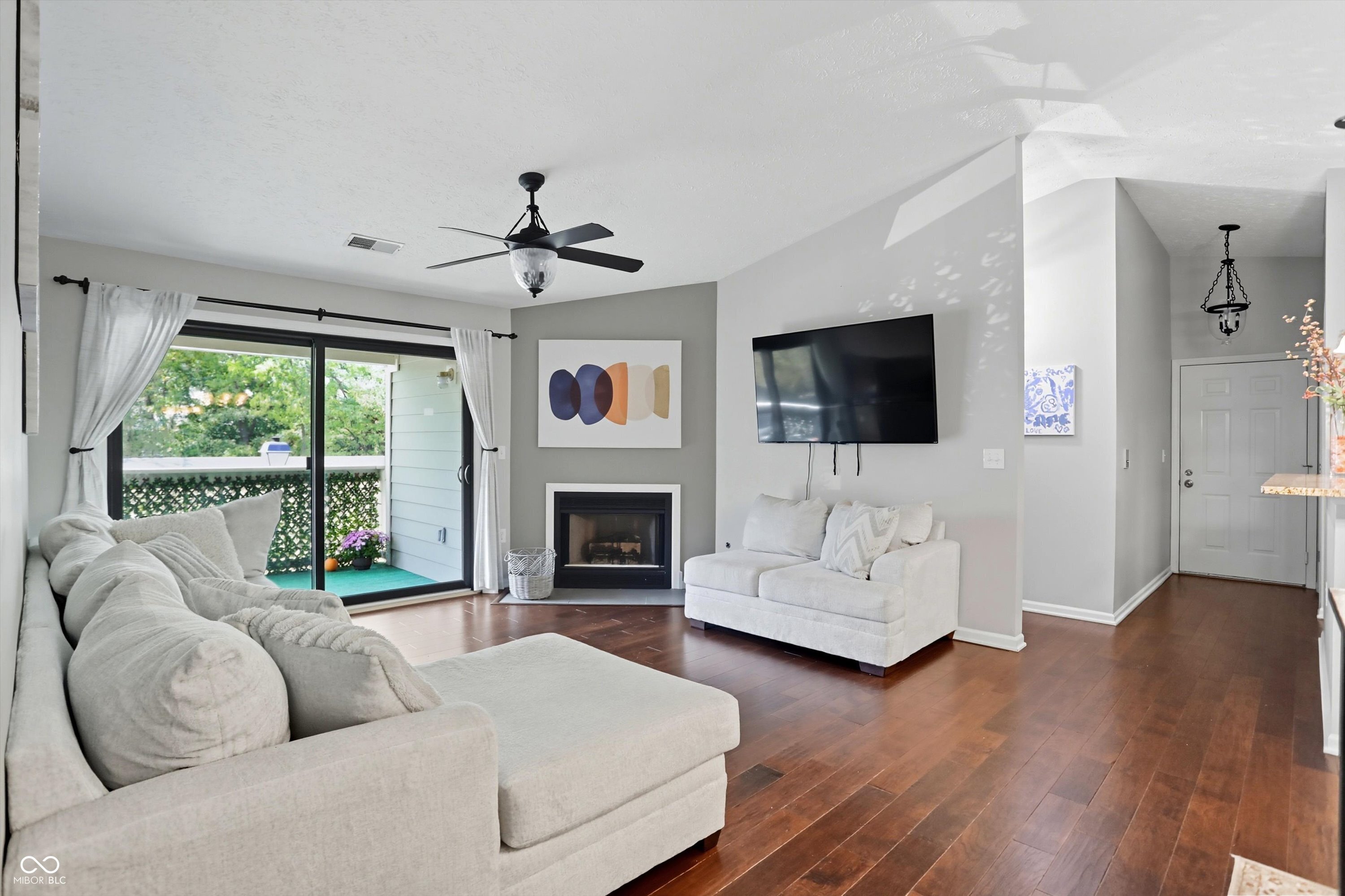 11715 Lenox Lane UNIT 207