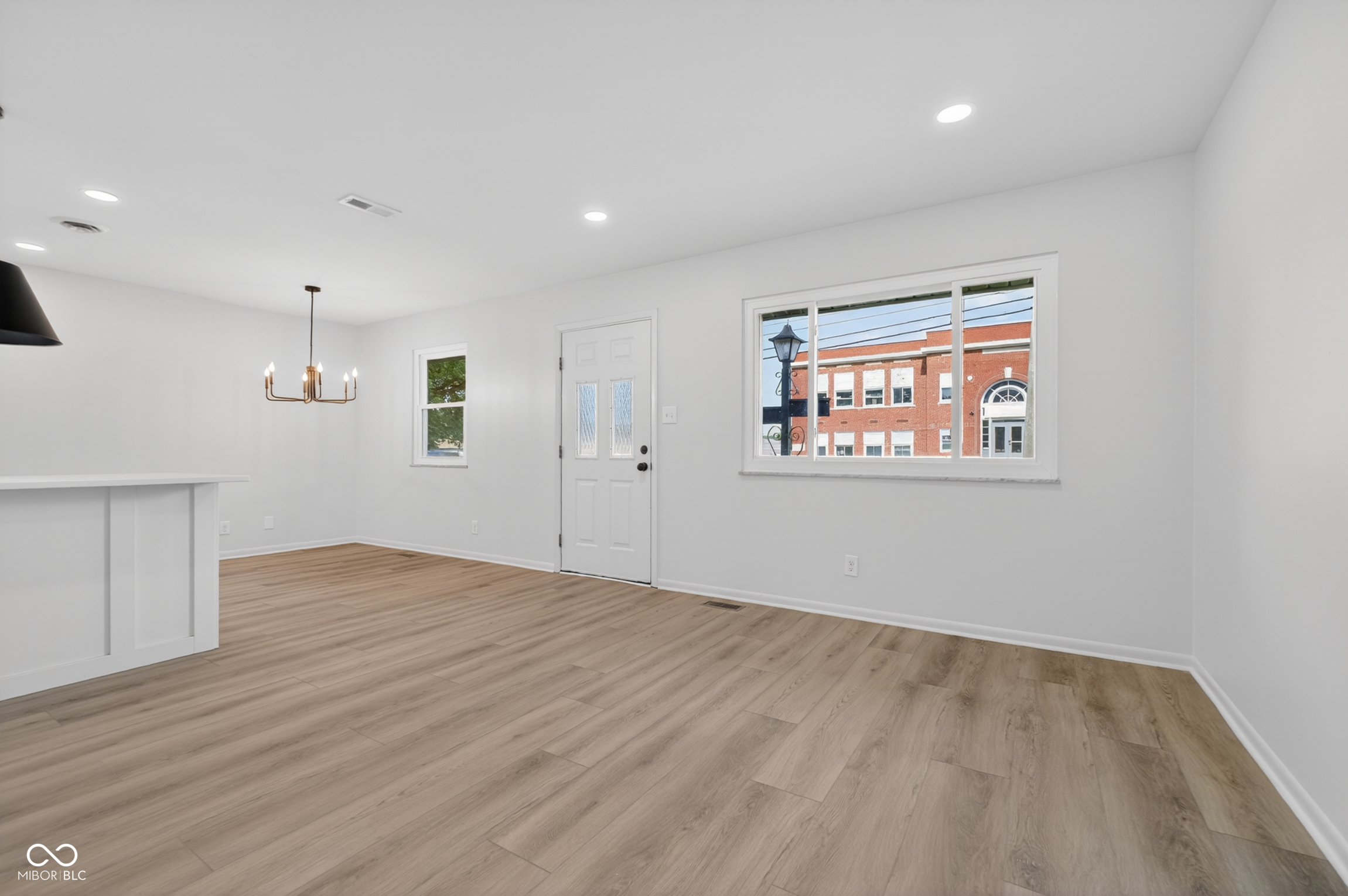 3328 Tansel Road