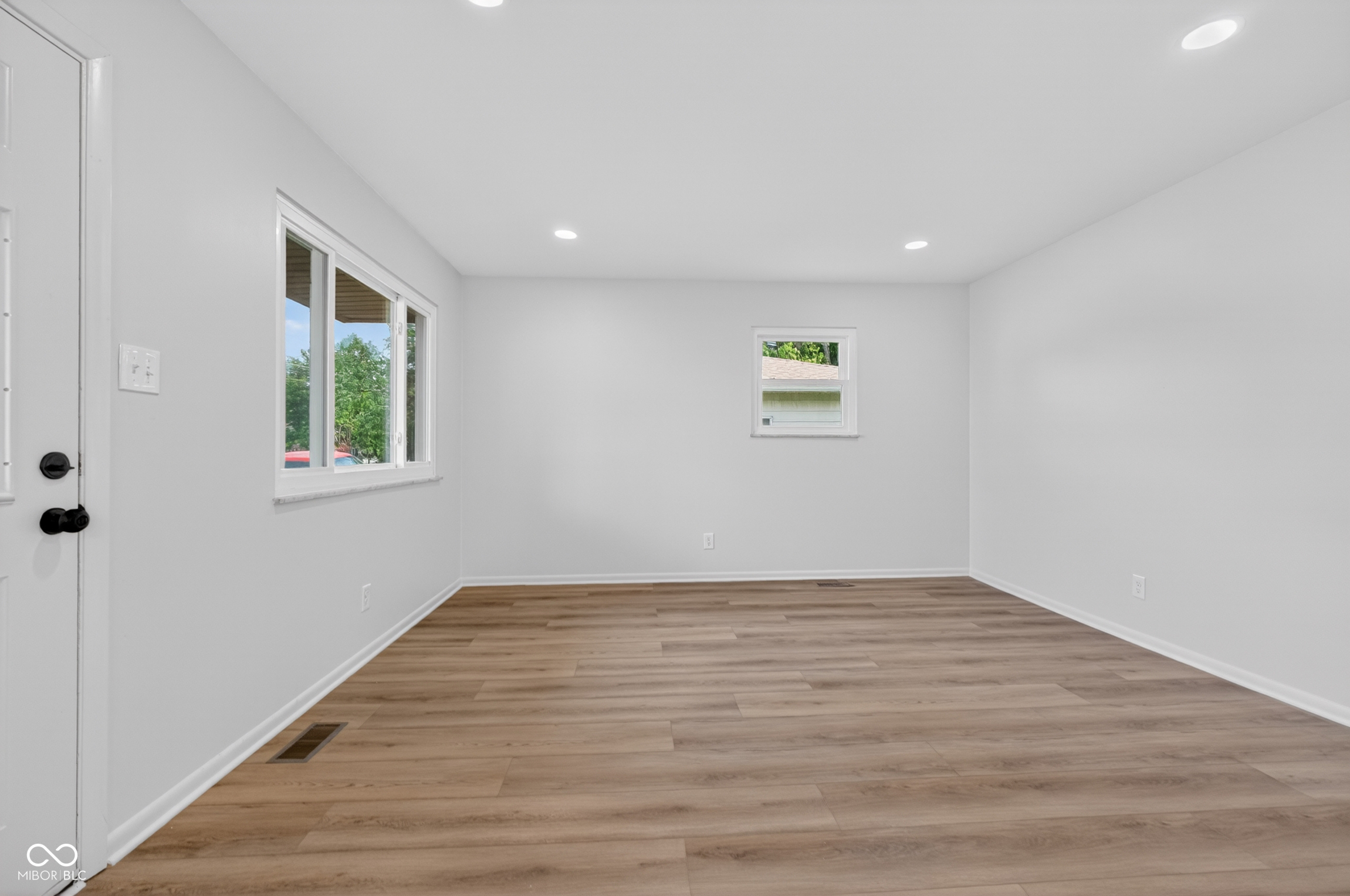 3328 Tansel Road