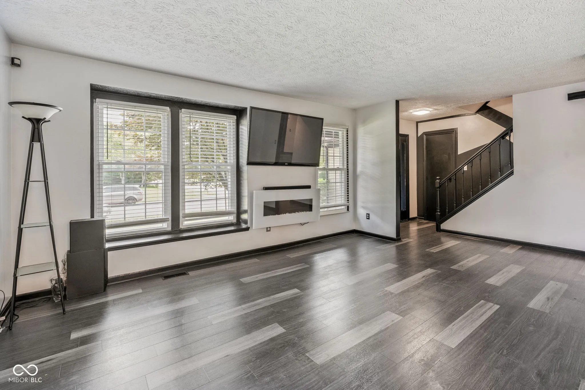 Indianapolis, Indiana 46254, United States, 4 Bedrooms Bedrooms, ,3 BathroomsBathrooms,Residential,Active,188137