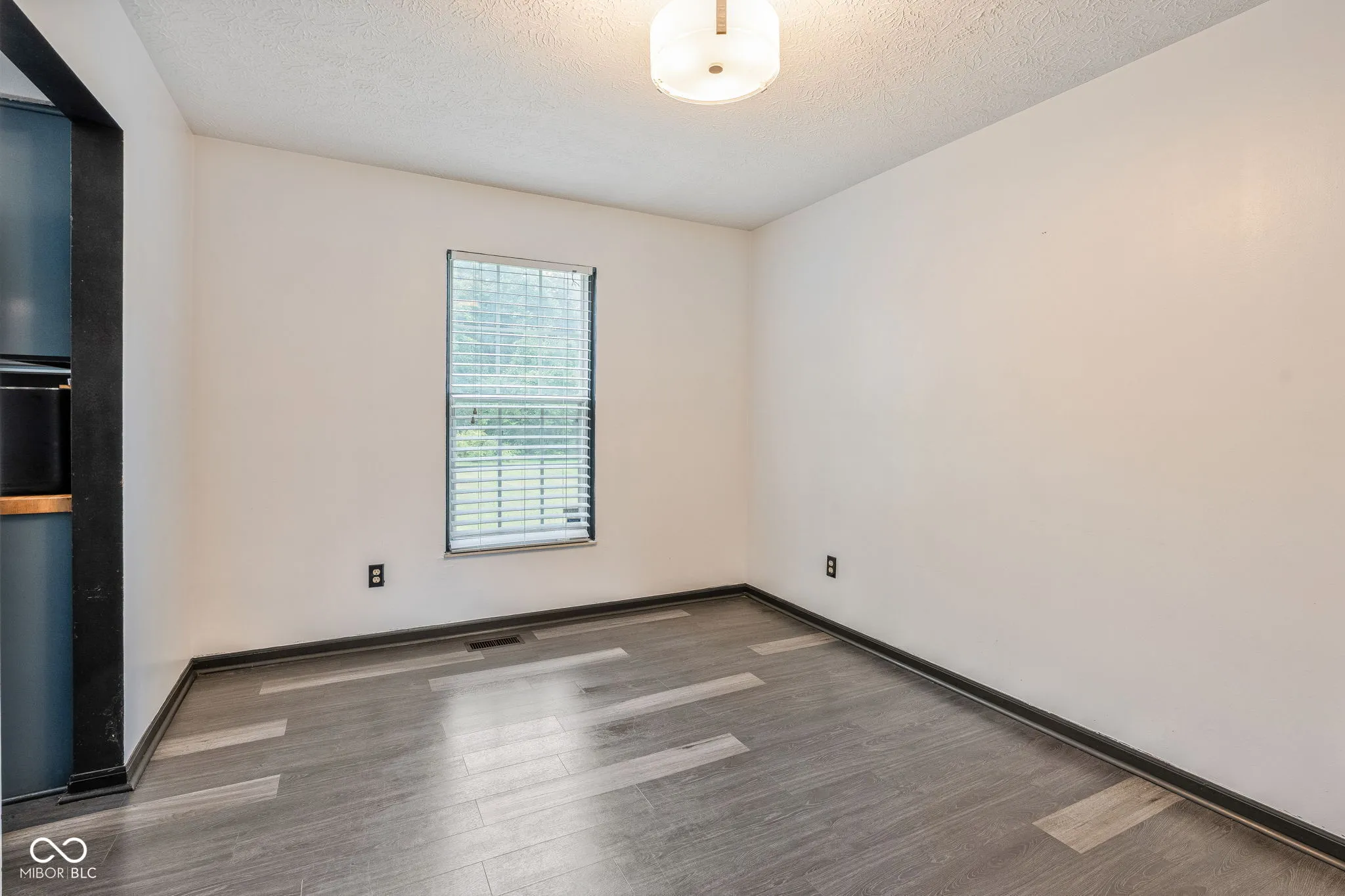 Indianapolis, Indiana 46254, United States, 4 Bedrooms Bedrooms, ,3 BathroomsBathrooms,Residential,Active,188137